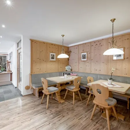Apartment Platoell Homes