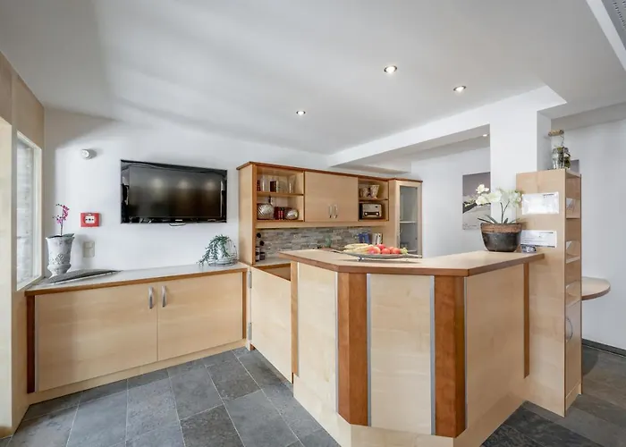 Platoell Homes * سيرفاوس