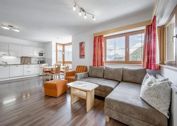 Platoell Homes شقة